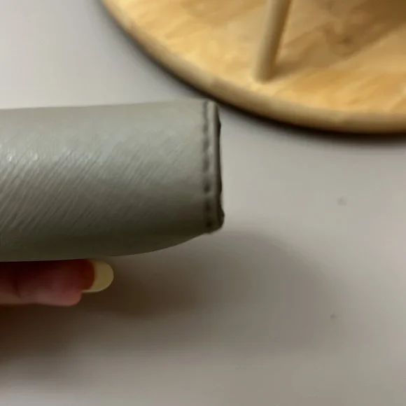 TORY BURCH EMERSON LEATHER WALLET - Picture 11 of 11